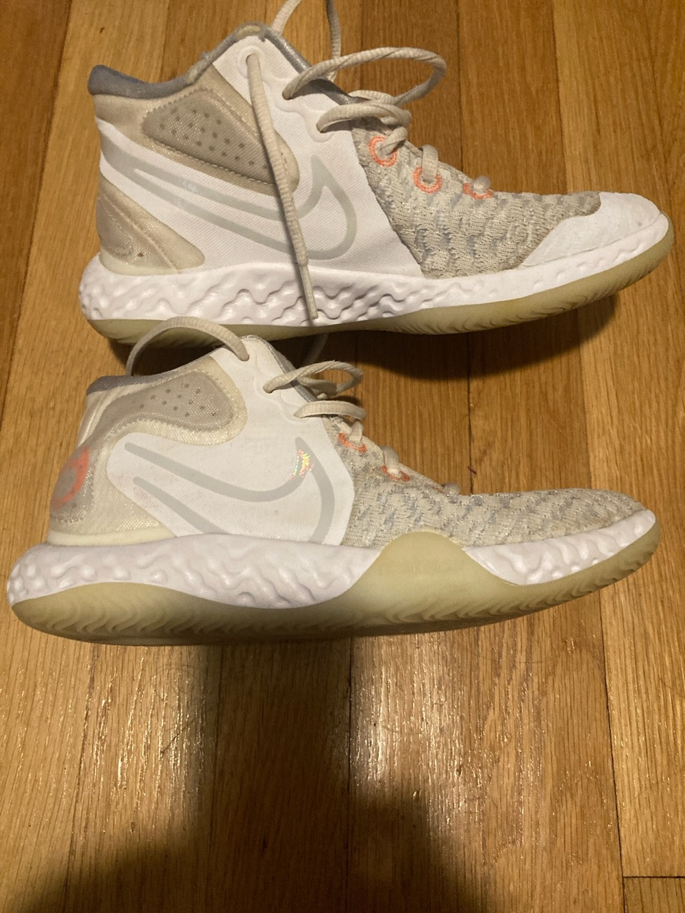 Nike KD Light Gray Sneakers with Coral Accents size 5